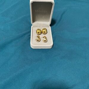 Chic Gold Earrings Set